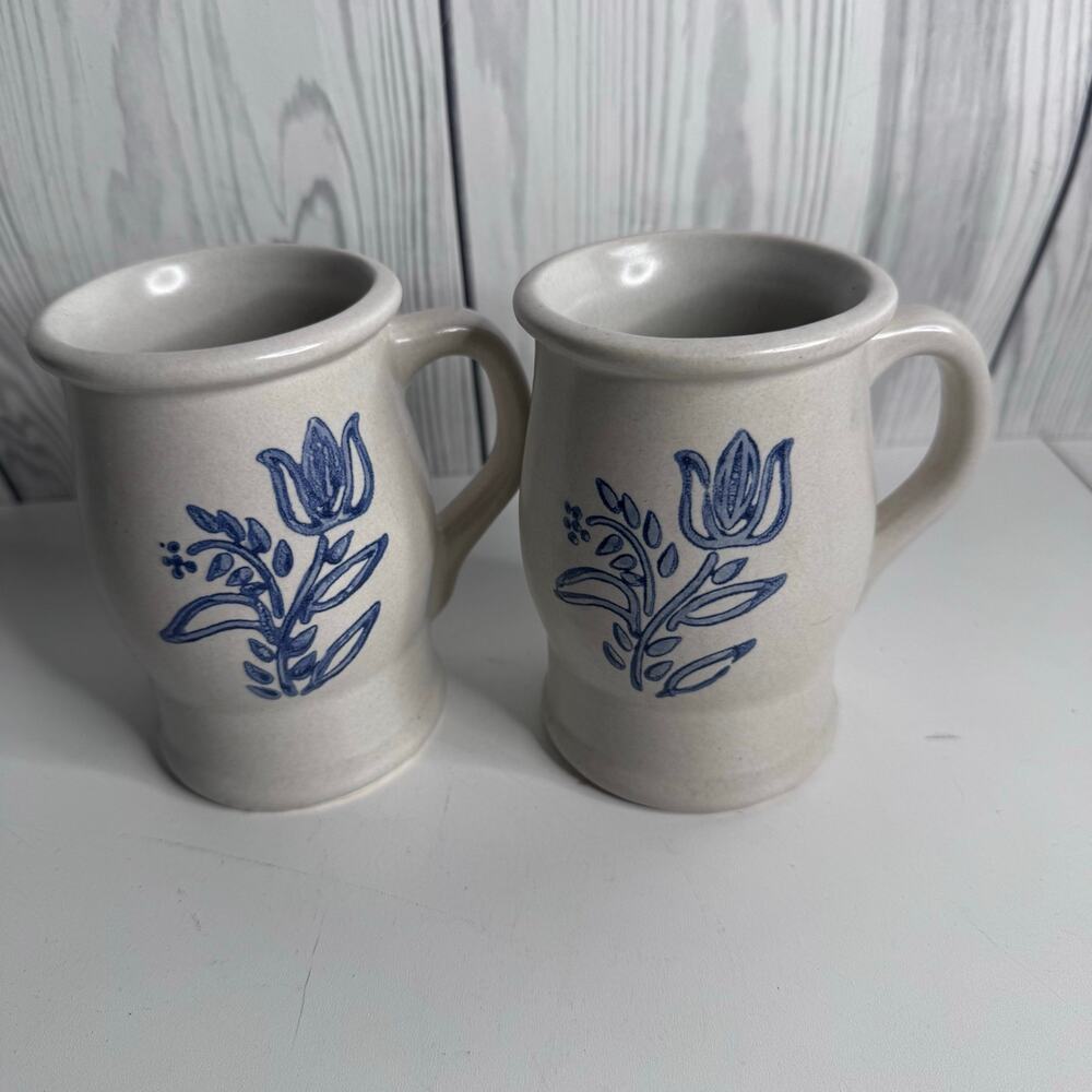 Set of 2 Pfaltzgraff Yorktowne Footed Pedestal Coffee Cup Mug Blue Folk Country